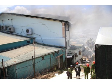 [17/03/2020- Lâm Đồng]Cháy lớn tại xưởng ươm cây giống hiện đại nhất Đà Lạt